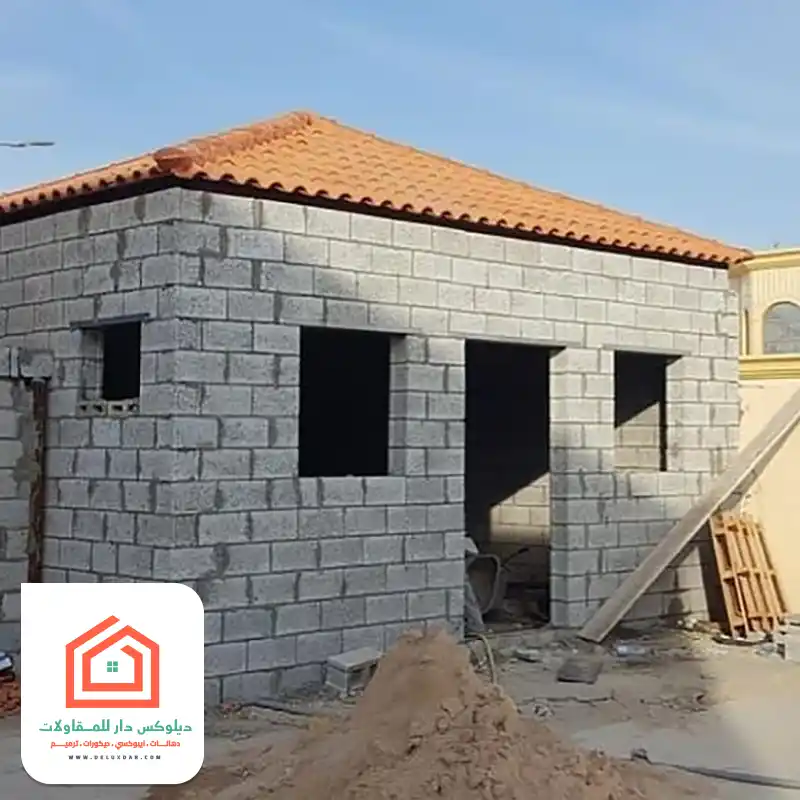 تكلفة بناء ملحق خارجي قرميد