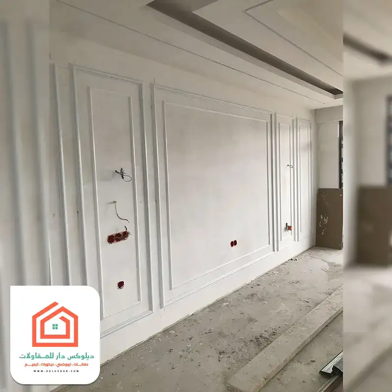 برواز جدار من الفوم بالرياض